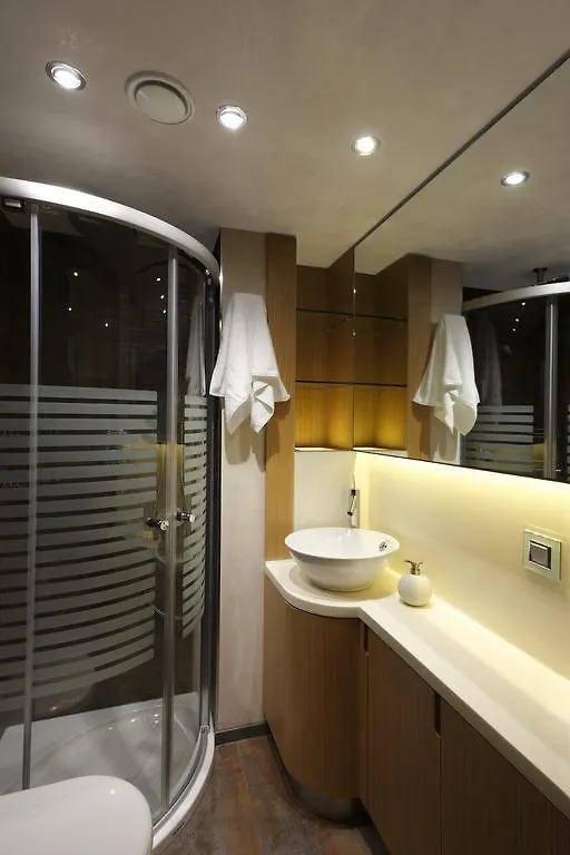 Deris Bosphorus Lodge Apartments Istanbul