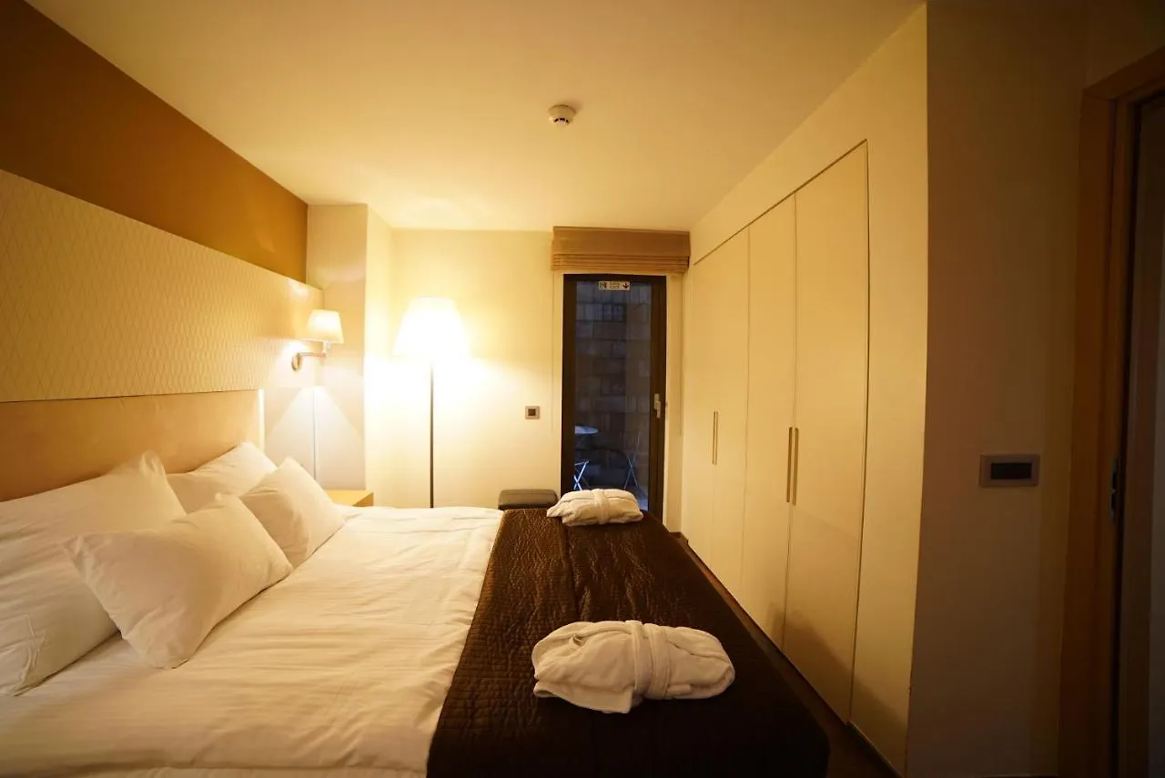 Deris Bosphorus Lodge Apartments Istanbul Turkey